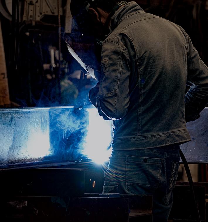 SINCE1969 精密板金のプロフェッショナル 材料調達から仕上げまで自社一括対応!